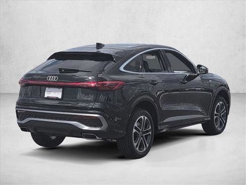 New 2026 Audi Q5 Premium AWD/4WD image 2