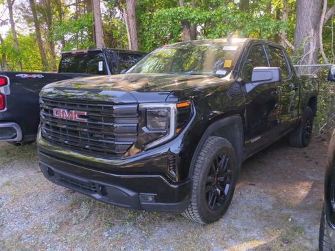 Used 2024 GMC Sierra 1500 Elevation AWD/4WD image 2