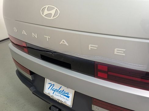 Certified 2025 Hyundai Santa Fe Limited FWD image 8