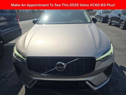 Certified 2025 Volvo XC60 B5 Plus image 2