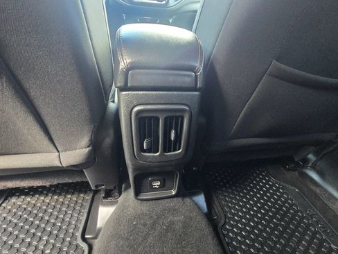 Used 2017 Jeep Compass Sport w/ Cold Weather Group FWD image 10