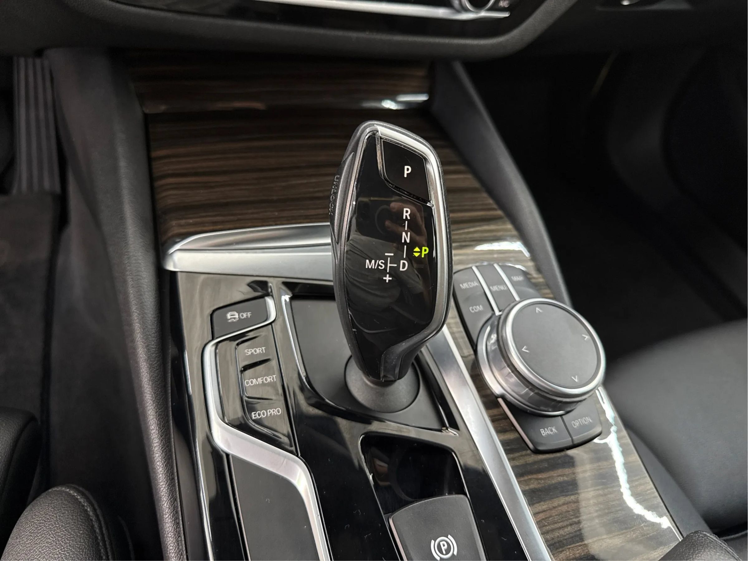 Used 2018 BMW 530i RWD image 46