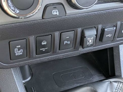 Used 2023 Toyota Tacoma TRD Sport w/ Advanced Technology Package AWD/4WD image 20