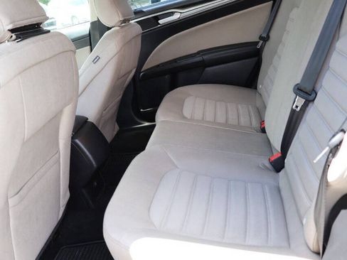 Used 2019 Ford Fusion S FWD image 17
