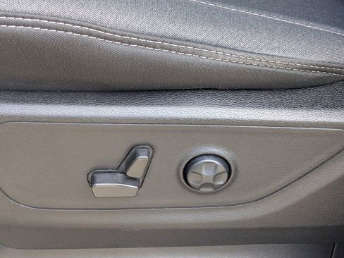 Used 2021 RAM 1500 Big Horn image 26