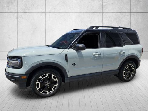 Used 2023 Ford Bronco Sport Outer Banks AWD/4WD image 3