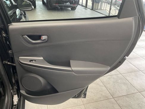 Used 2021 Hyundai Kona SEL AWD/4WD image 15