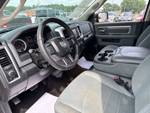 Used 2017 RAM 1500 Classic SLT AWD/4WD image 23