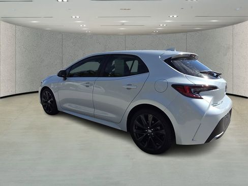 Used 2023 Toyota Corolla XSE image 5