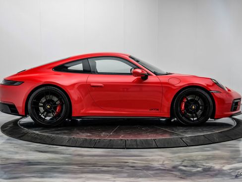Used 2024 Porsche 911 Carrera GTS w/ Premium Package image 19
