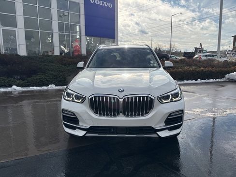 Used 2021 BMW X5 xDrive45e w/ Executive Package image 2