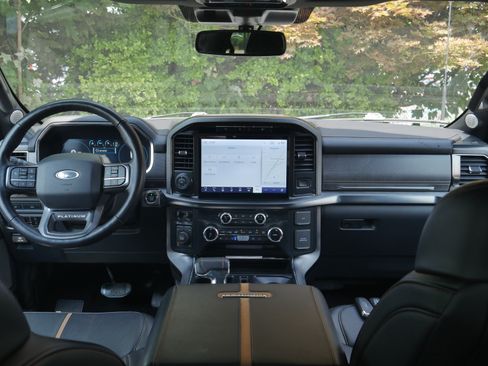 Used 2023 Ford F150 Platinum AWD/4WD image 9