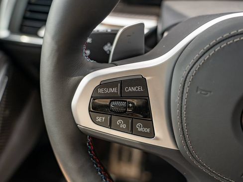Used 2025 BMW X6 M60i AWD/4WD image 29