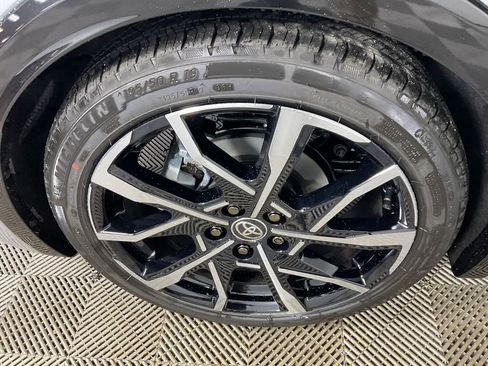 New 2026 Toyota Prius Plug-In Hybrid image 9