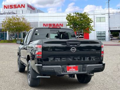 New 2026 Nissan Frontier SV