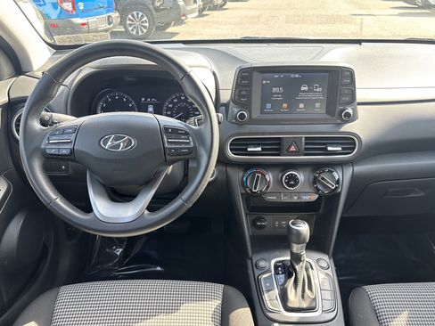 Used 2018 Hyundai Kona SEL image 16