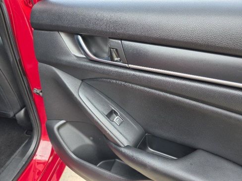 Used 2022 Honda Accord Sport image 24