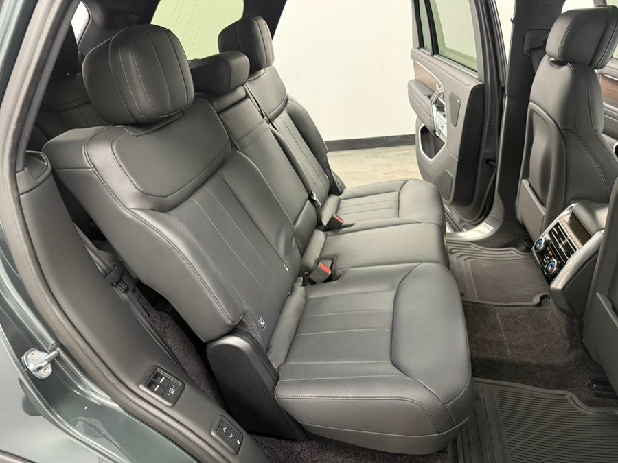 Used 2023 Land Rover Range Rover Long Wheelbase SE AWD/4WD image 50