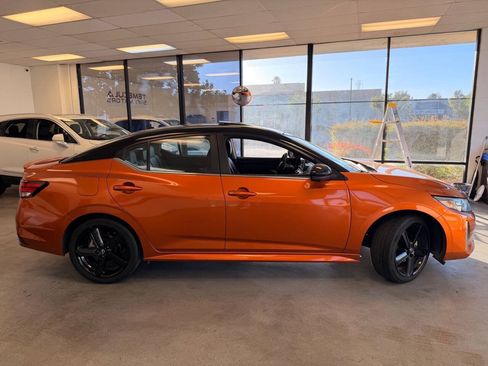 Used 2024 Nissan Sentra SR w/ SR Premium Package FWD image 5