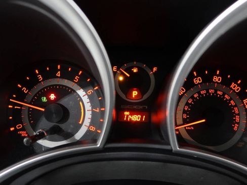 Used 2016 Scion tC FWD image 21