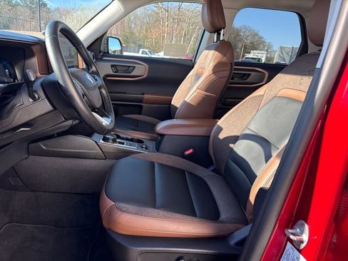 Certified 2025 Ford Bronco Sport Outer Banks w/ Outer Banks Tech Package+ image 35