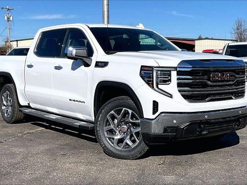 New 2026 GMC Sierra 1500 SLT w/ SLT Premium Plus Package image 2