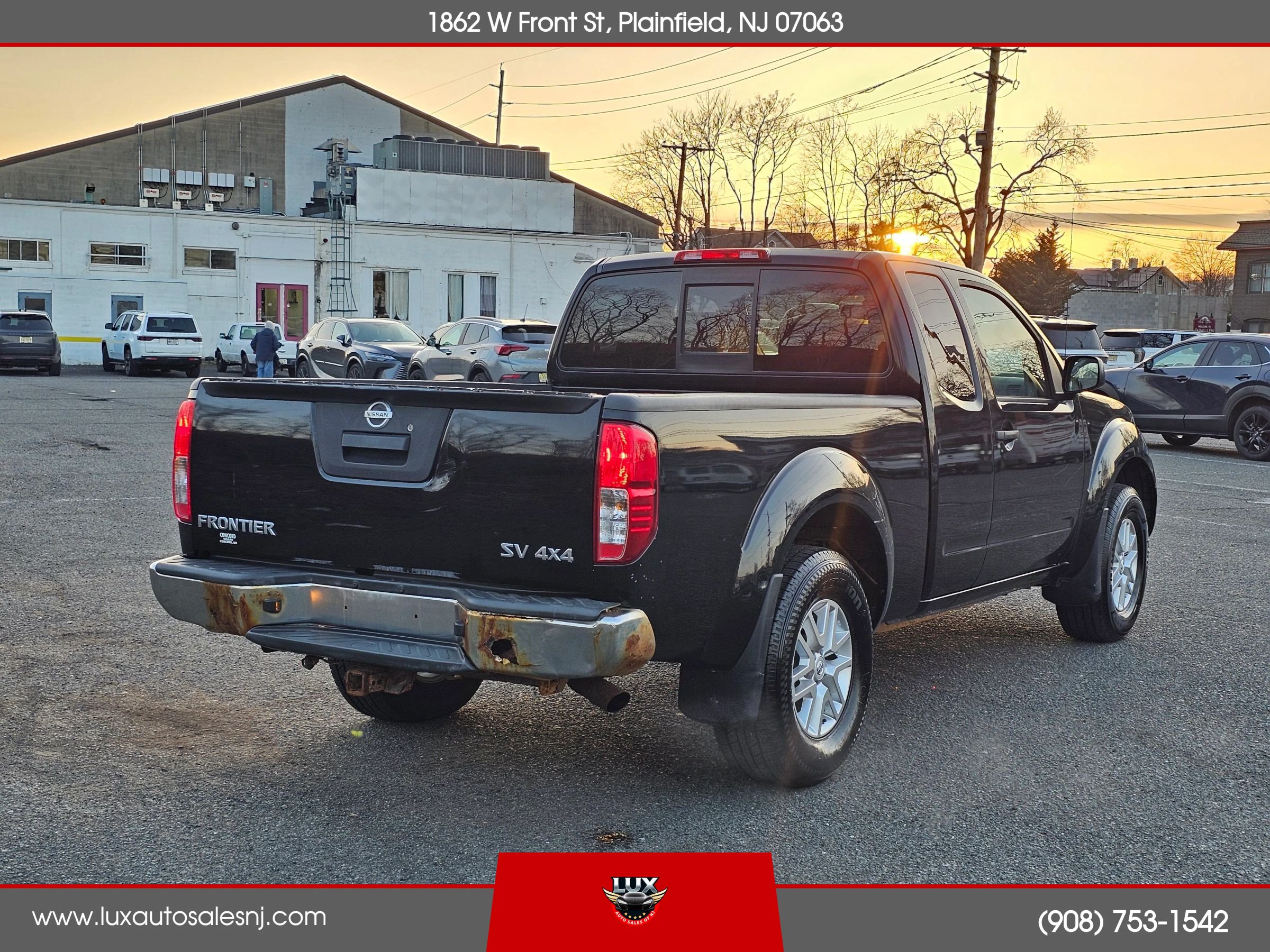 Used 2015 Nissan Frontier SV AWD/4WD image 6