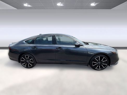 New 2026 Honda Accord Touring image 7