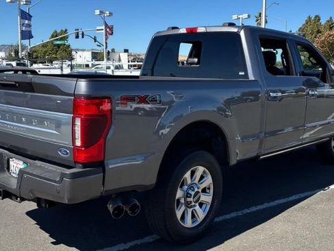 Used 2021 Ford F250 Platinum w/ FX4 Off-Road Package AWD/4WD image 3