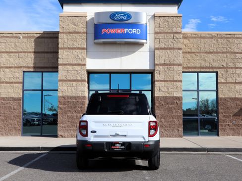 Used 2025 Ford Bronco Sport Outer Banks w/ Outer Banks Tech Package+ image 7