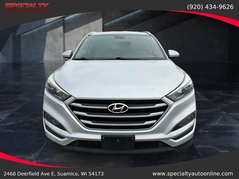 Used 2017 Hyundai Tucson SE image 4