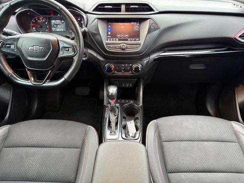 Used 2023 Chevrolet TrailBlazer RS image 9