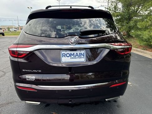 Used 2020 Buick Enclave Avenir w/ Avenir Technology Package FWD image 4