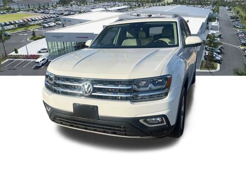 Used 2018 Volkswagen Atlas SEL image 3