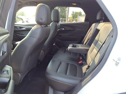 Used 2024 Chevrolet TrailBlazer ACTIV w/ Convenience Package FWD image 18