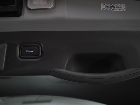Certified 2024 Hyundai Ioniq 5 SEL AWD/4WD image 17