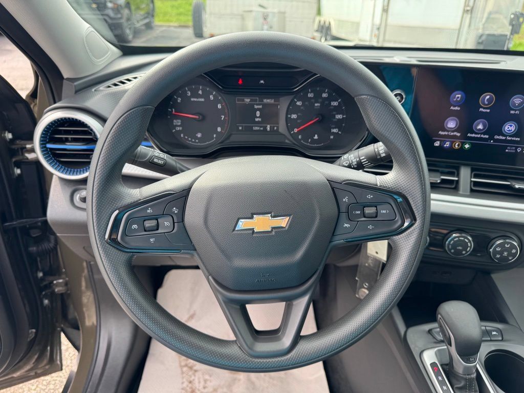 Certified 2024 Chevrolet Trax LS w/ Driver Confidence Package FWD image 12