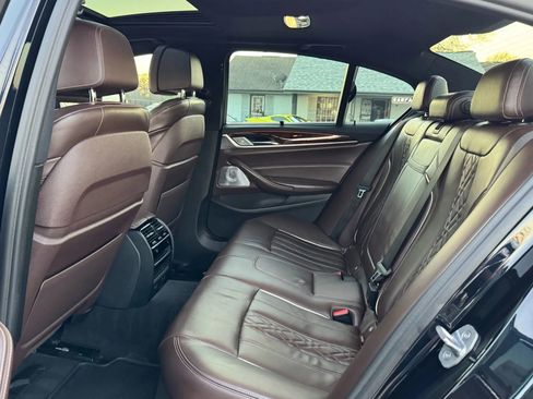 Used 2017 BMW 540i image 25