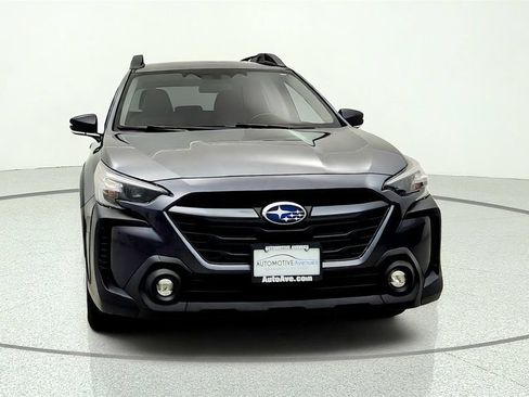 Used 2023 Subaru Outback Premium AWD/4WD image 2