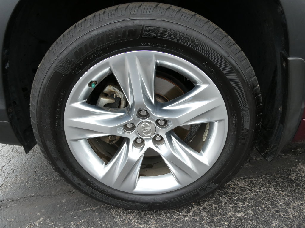 Used 2015 Toyota Highlander Limited AWD/4WD image 9
