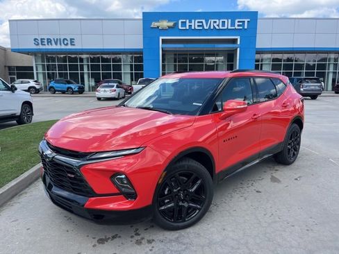 New 2025 Chevrolet Blazer RS w/ LPO, Floor Liner Package image 2