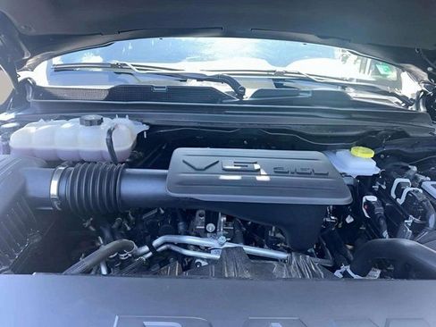 Used 2025 RAM 1500 Tradesman AWD/4WD image 7