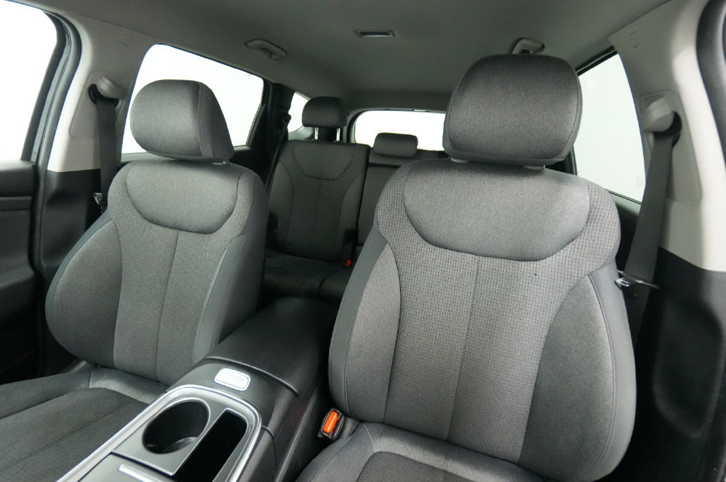 Used 2023 Hyundai Santa Fe SE AWD/4WD image 14