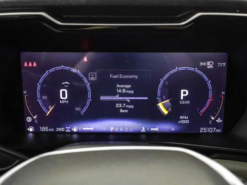 Used 2025 Chevrolet Colorado ZR2 w/ Technology Package AWD/4WD image 27