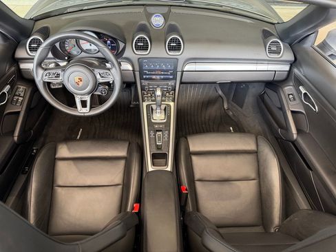 Certified 2023 Porsche 718 Boxster S RWD image 29
