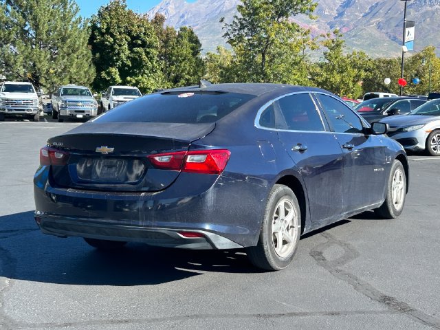 Used 2017 Chevrolet Malibu LS FWD image 3