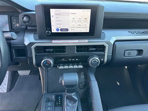 Used 2024 Toyota Tacoma SR5 AWD/4WD image 25