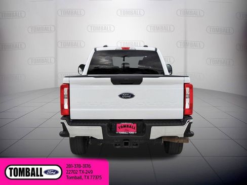 Used 2024 Ford F250 XLT w/ FX4 Off-Road Package image 6