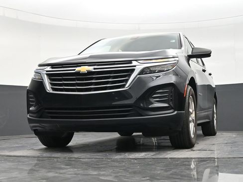 Used 2024 Chevrolet Equinox LS FWD image 27