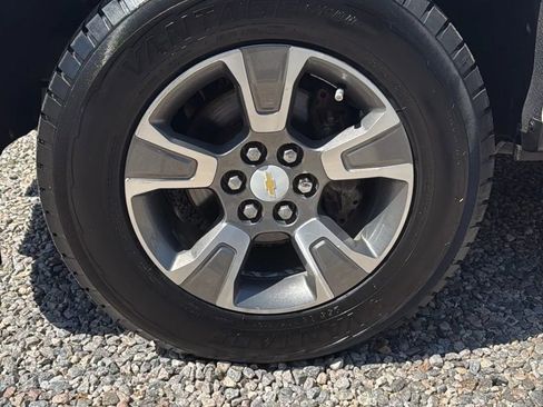 Used 2016 Chevrolet Colorado Z71 AWD/4WD image 36